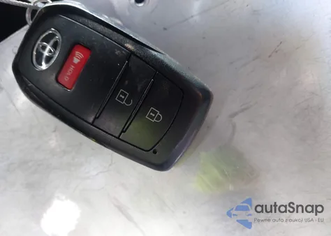 2023 Toyota Corolla Cross Le z USA, uszkodzony, nr VIN 7MUBAABG8PV070249